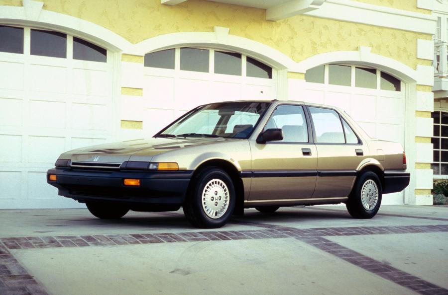  Honda Accord 1986 года  (фото 21 из 26)